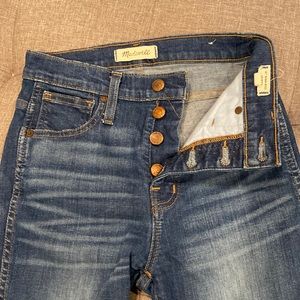 Madewell Ankle Length High Rise Exposed Button - Medium Wash